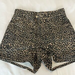 Mango Women’s Leopard-print straight shorts size 4